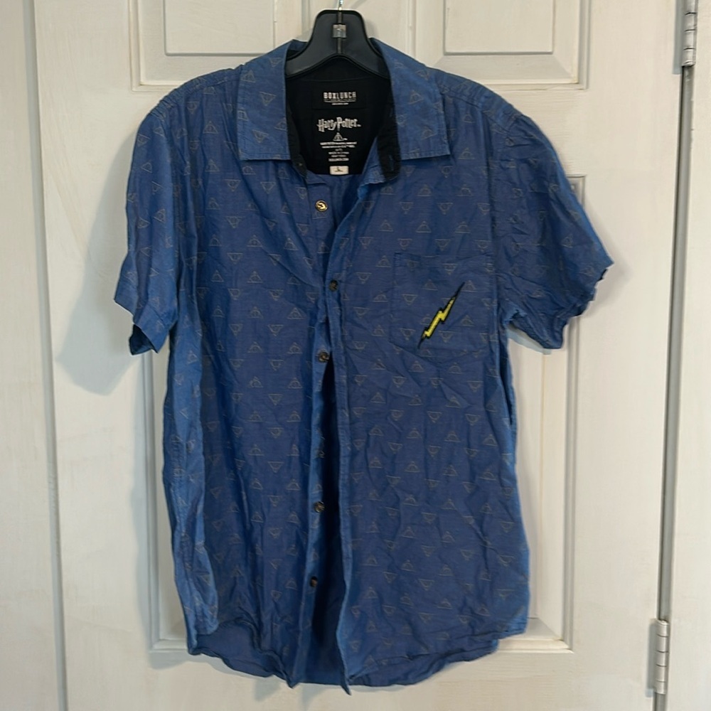 Harry Potter Box Lunch Button Down size Large